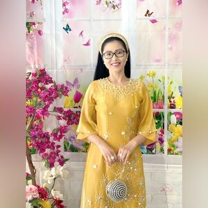 Ao dai to anh kim 4 ta, New Gorgeous Vietnamese traditional long dress gold 2 m